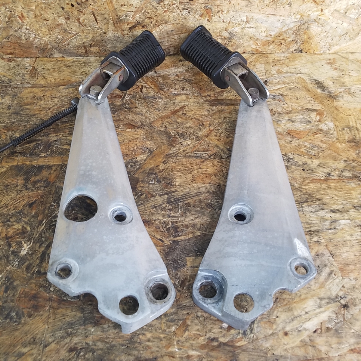 新発売 Gs1000純正ステップベースステップステー Tibetology Net