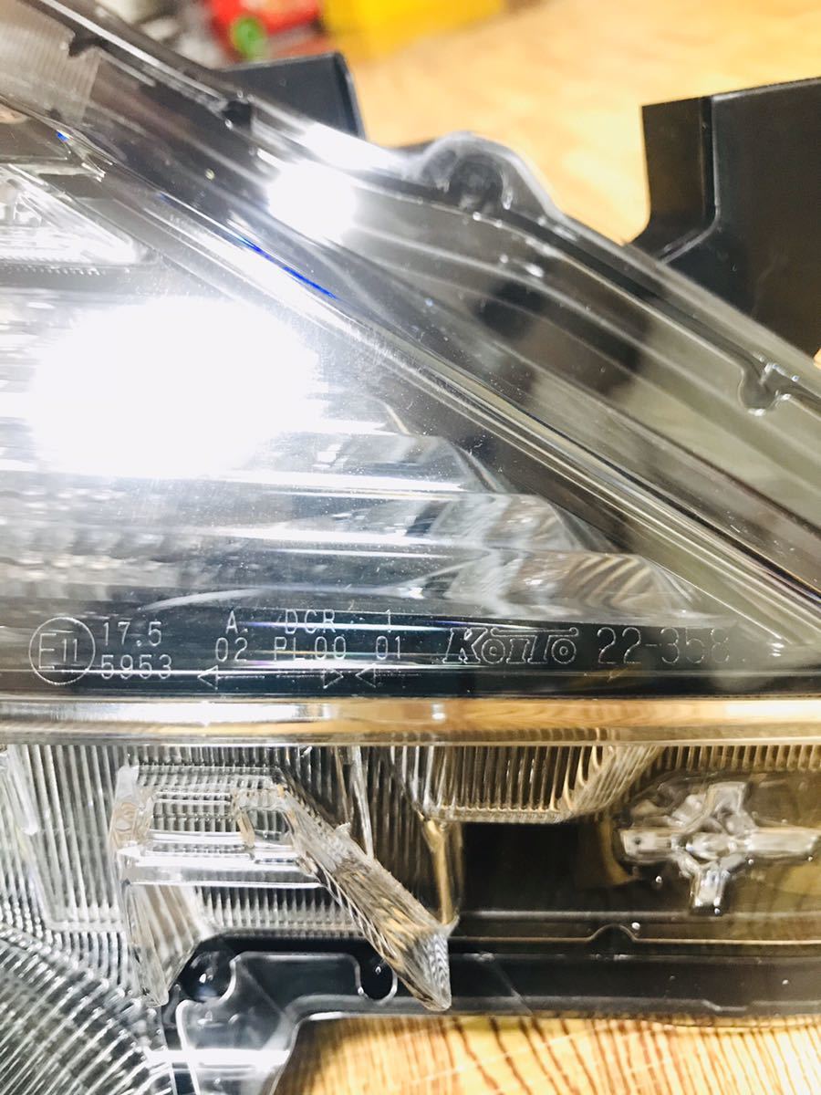 マークXg’s純正ヘッドライト 新品未使用】TOYOTA マークX G's 純正ヘッドライトユニット（右側のみ