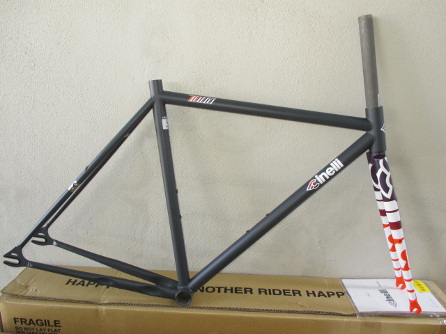 激安大特価，新品 正規輸入品 サイズ５２ S CINELLI チネリ Tutto トゥット 街乗りトラック フレーム(トラックレーサー、ピスト)｜売買されたオークション情報、yahooの商品情報をアーカイブ公開 - オークファン トラックレーサー、ピスト