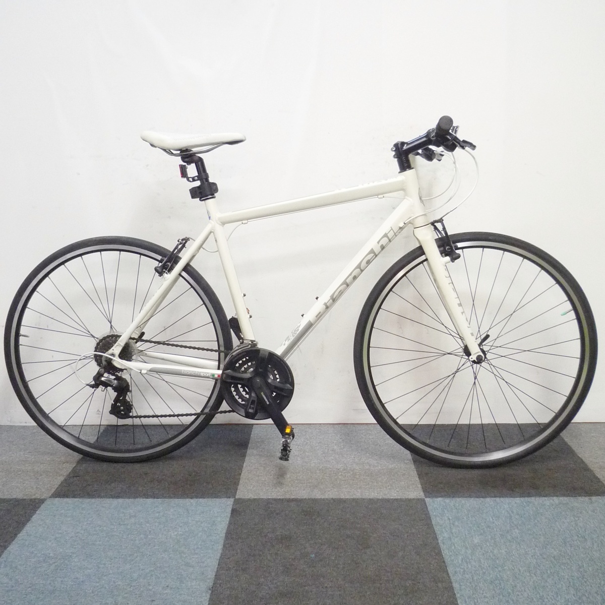 ビアンキ クロスバイク ( ) 0 ROMA3 ROMA BIANCHI ブルー ローマ ローマ3 アルミフレーム 700×38C 3×8 54cm 3が8万円に価格改定