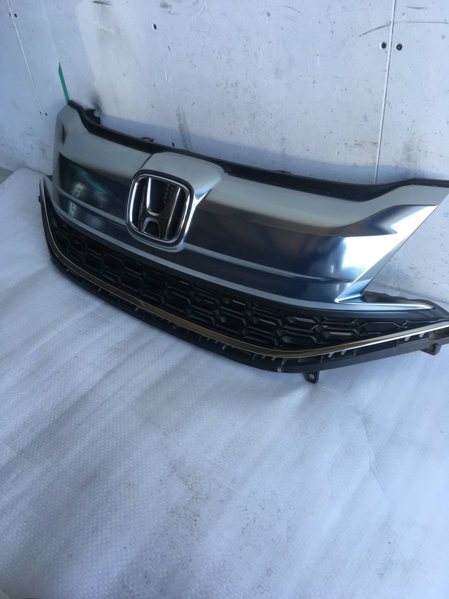 ホンダ　ステップワゴン　RP3　RP4　スパーダ　フロントグリルLEDイルミネーション　71123-TAA-N010-51