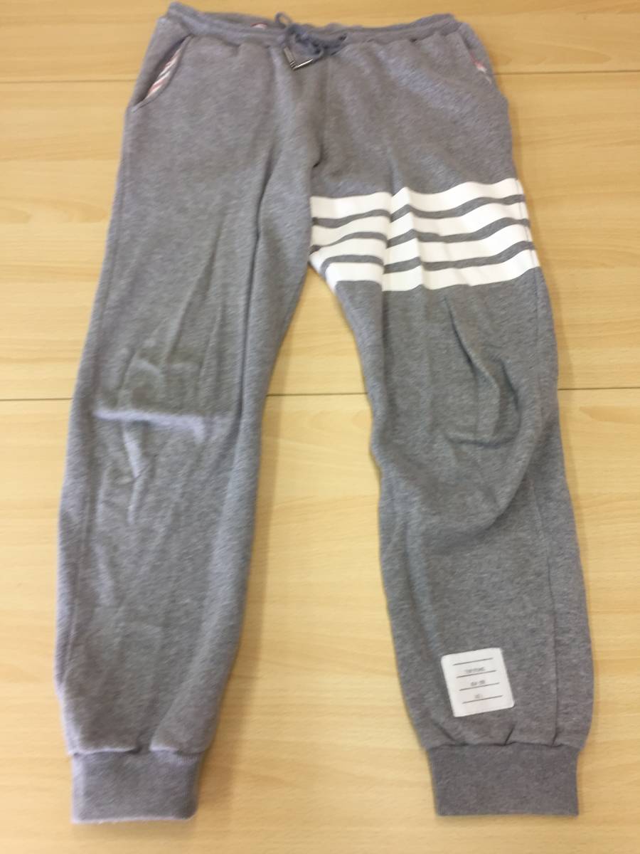  G356 THOM BROWNE スウェットパンツ トムブラウン 4ラインスウェットパンツ サイズL(トム・ブラウン)｜売買されたオークション情報、yahooの商品情報をアーカイブ公開 - オークファン トム・ブラウン