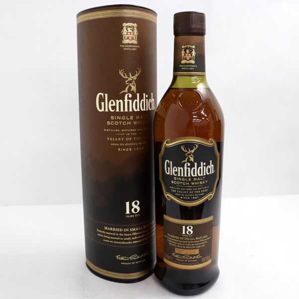  Glenfiddich グレンフィディック 18年 700ml T0D2675(スコッチ)｜売買されたオークション情報、yahooの商品情報をアーカイブ公開 - オークファン スコッチ