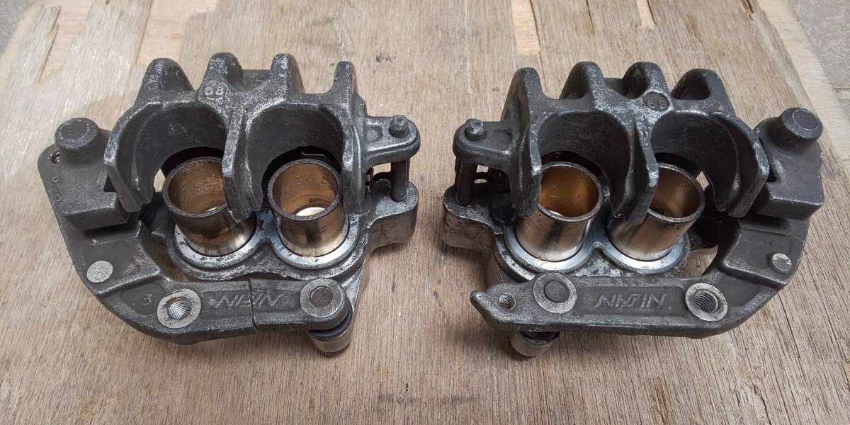 ホンダ Cb750 Rc42 純正フロントブレーキキャリパー左右 Cb750l 教習車 キャリパー 売買されたオークション情報 Yahooの商品情報をアーカイブ公開 オークファン Aucfan Com