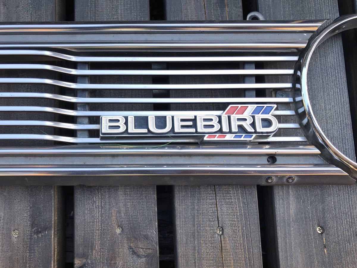 日産ブルーバード　フロントグリル _2