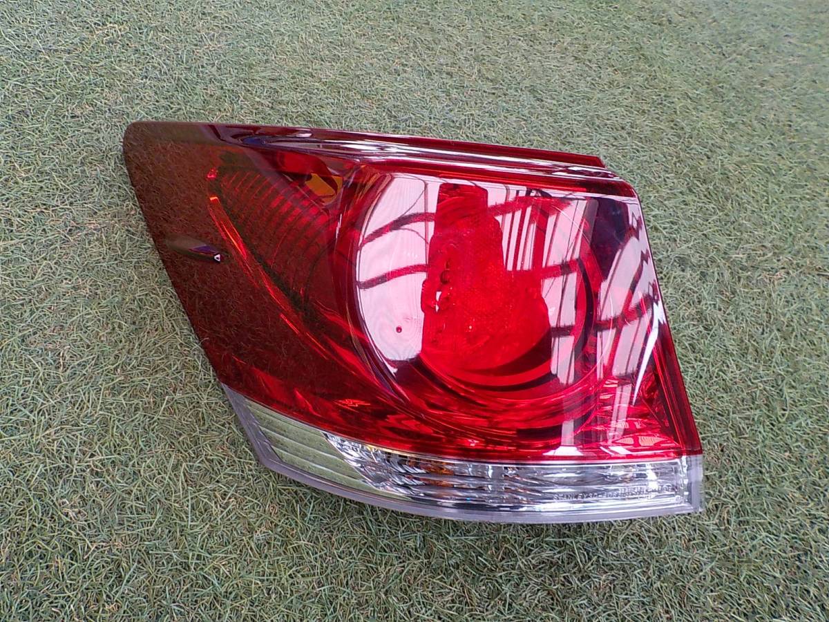 210クラウン テールランプ 左 外側 お買い得，SALE】 210 クラウン
