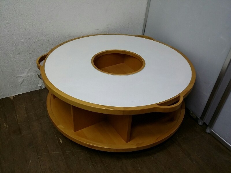 超激得，大人気 アクタス ACTUS キッズミュージアム ラウンド テーブル KIDS MUSEUM シェルフ 北欧 定価約10万円(木材)｜売買されたオークション情報、yahooの商品情報をアーカイブ公開 - オークファン 木材