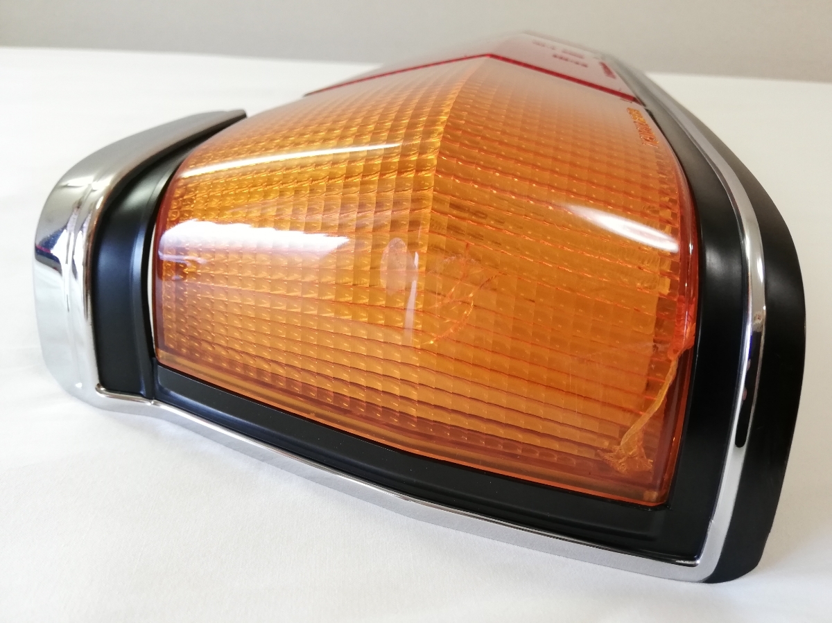 TOYOTA マークⅡ gx71 前期 左 テールランプ 猫目 ストア出品⁄セット