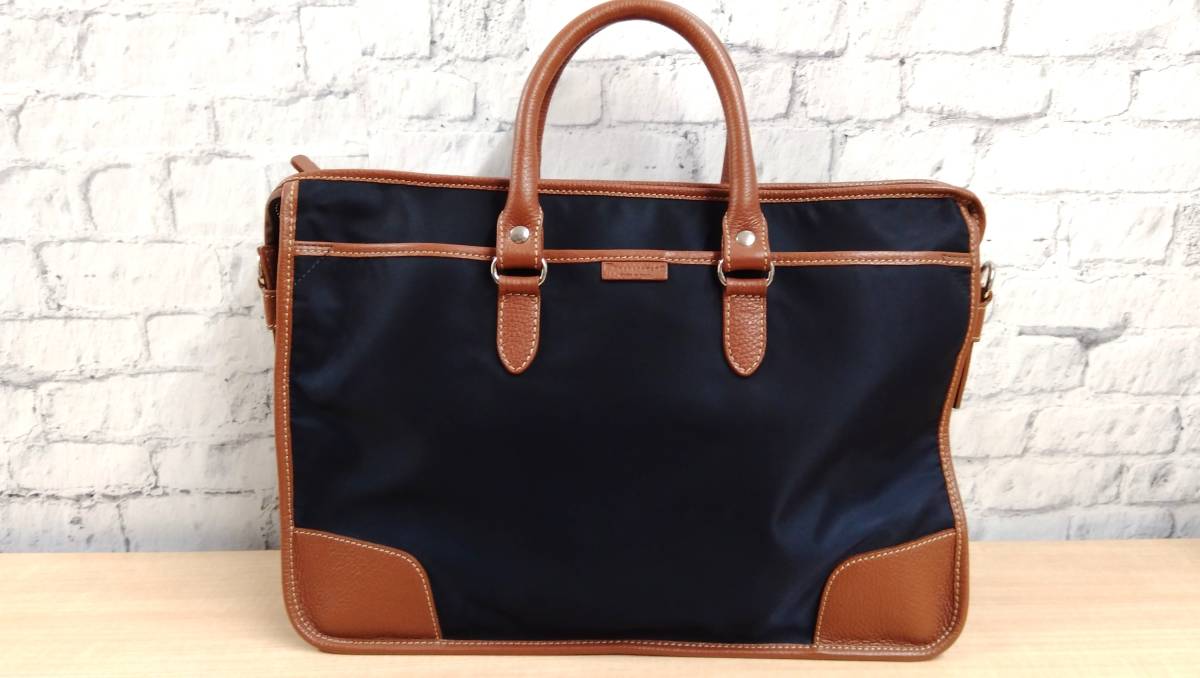  STEFANOMANO ステファノマーノ ビジネス バッグ ブリーフケース ネイビー(ブリーフケース、書類かばん)｜売買されたオークション情報、yahooの商品情報をアーカイブ公開 - オークファン ブリーフケース、書類かばん