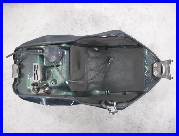 2026年最新Yahoo!オークション ♪ZZR1100⁄ZXT10D 純正 ガソリンタンク