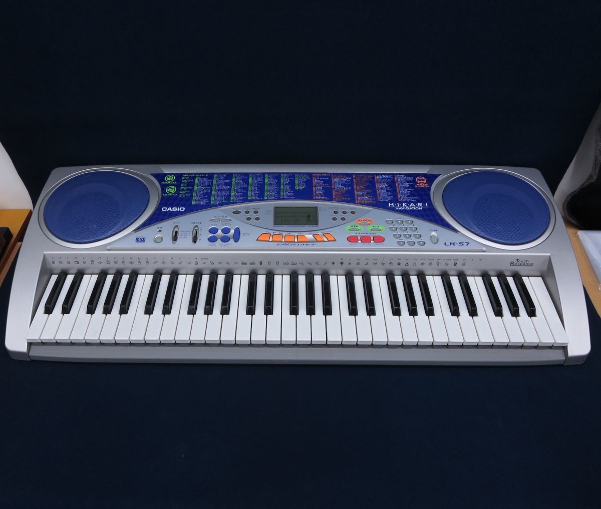 LK-57 カシオ CASIO 電子ピアノ 光ナビゲーションキーボード 光 