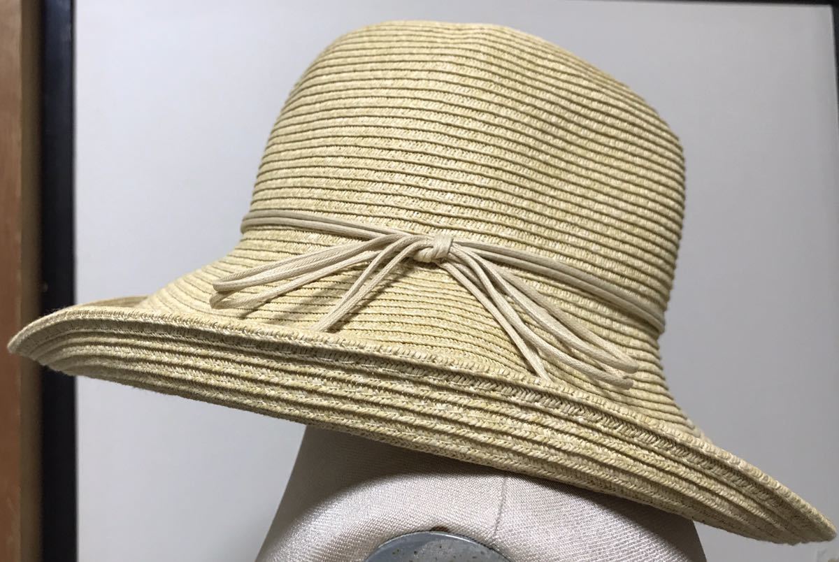 麦わら帽子 ユニクロ Uniqlo 57cm つば9cm 高さ10cm 女性用 レディース ストローハット 夏用 帽子 優しく四つ折り可能 麦わら帽子 売買されたオークション情報 Yahooの商品情報をアーカイブ公開 オークファン Aucfan Com