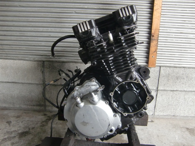 YAMAHA XJ550 ヤマハ エンジンクランキングOK!!レストアベース　部品取りに 通関証明証付 旧車 絶版車 XJ400 XS400 XJR400YSP XJ550 YAMAHA エンジン Return of 売り切り