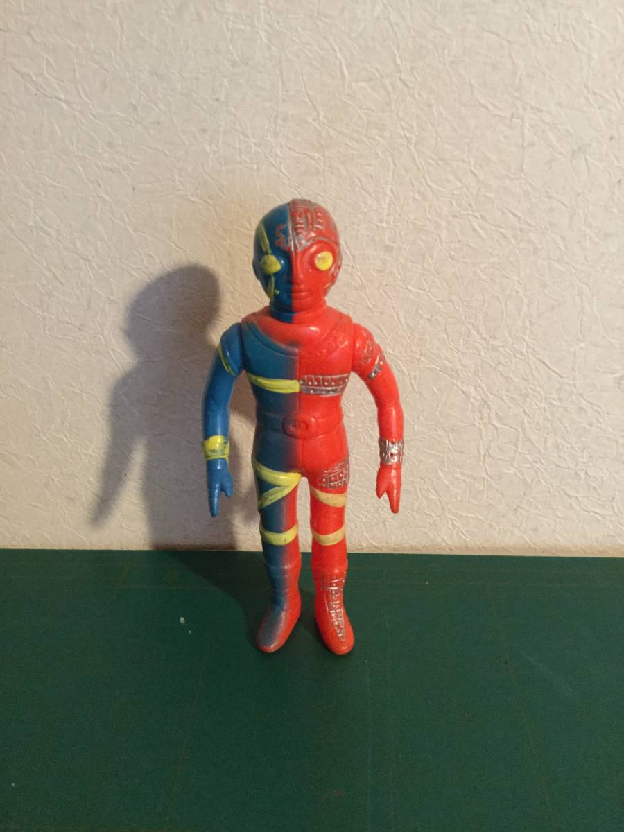 無版権 キカイダーパチ 人造人間キカイダー』パチソフビ Yahoo