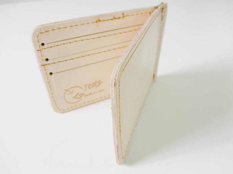 ヌメ革マネークリップ 無染色 カードポケット7p付き ハンドメイド レザー 本革 牛革 革財布 日焼け 変色 経年経過 メンズ 二つ折り 二つ折り財布 小銭入れなし 売買されたオークション情報 Yahooの商品情報をアーカイブ公開 オークファン Aucfan Com