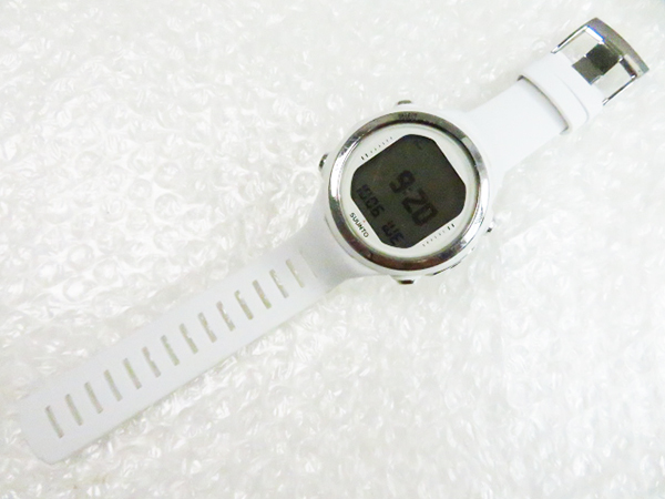 Suunto D4i スント ダイブコンピューター SUUNTO d4i（ダイビング suunto - computer dive NOVO ダイブ Watch-sized ダイビング器材 ダイブコンピュータをクオリティにこだわって選ぶ｜ダイビング器材 お勧めは？