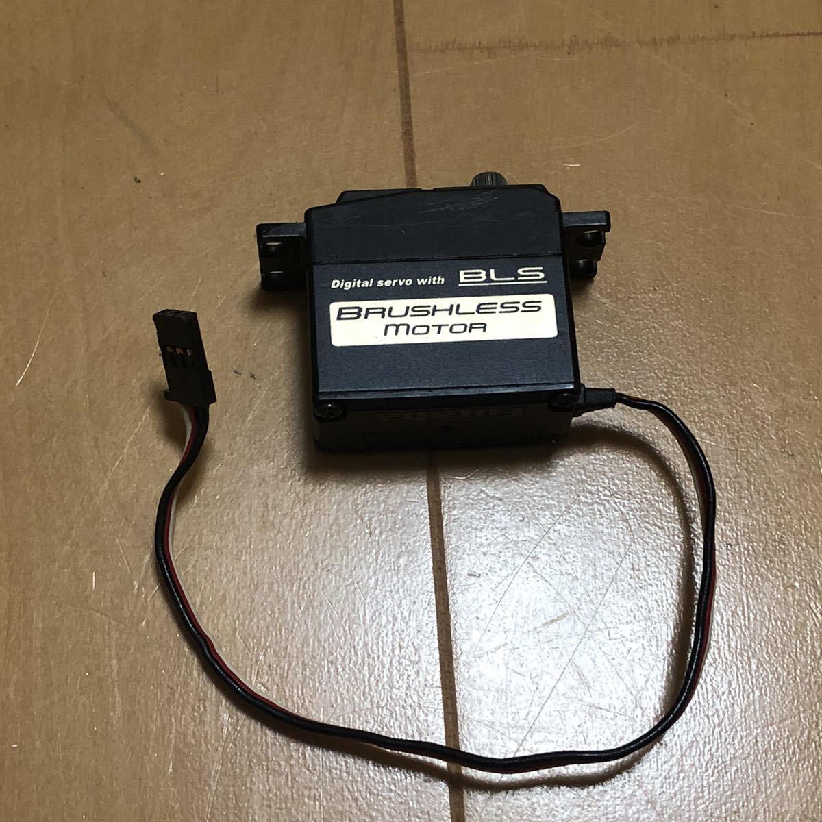 futaba BLS-352 ブラシレスサーボ 中古 MTX7NT1S750MTX7IF14XRAY