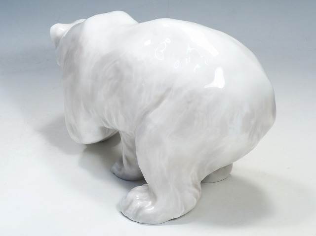 M06809【ROYAL COPENHAGEN ロイヤル コペンハーゲン】シロクマ