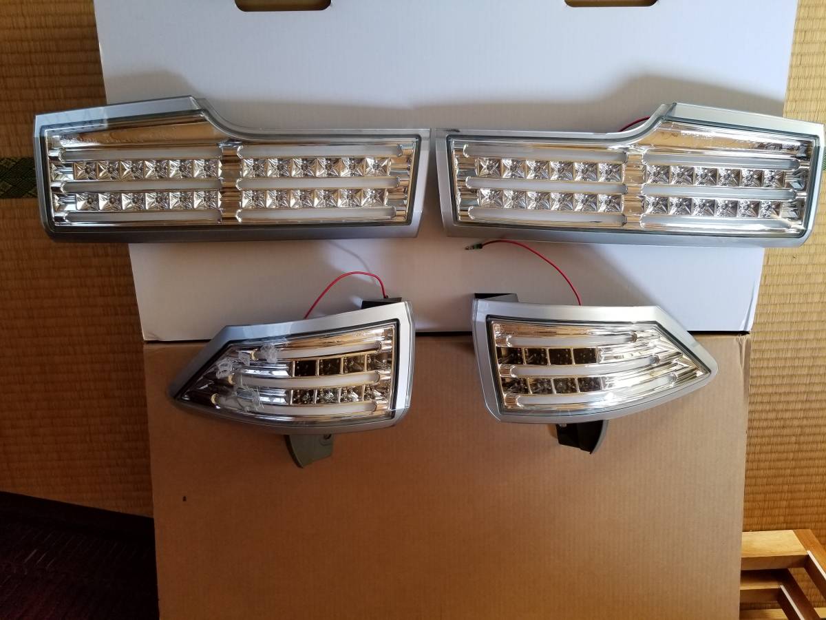 E52 エルグランド ヴァレンティ テール ジャンク品 VALENTI E52 E52