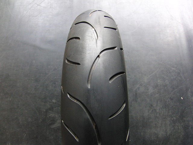 品質保証，人気セール 単品 タイヤ ダンロップ クオリファイヤーⅡ. 120/70ZR17. え714:20064(オンロード)｜売買されたオークション情報、yahooの商品情報をアーカイブ公開 - オークファン オンロード