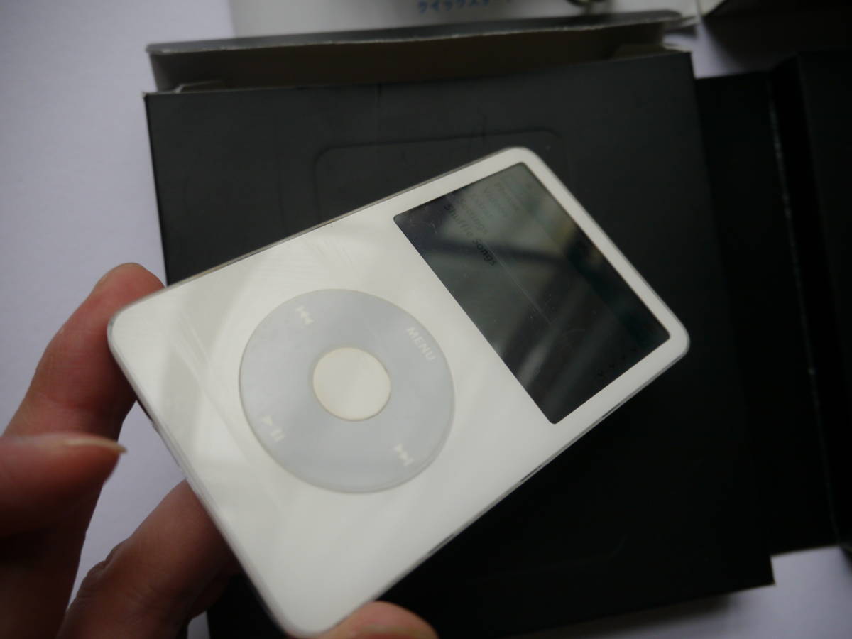 のスニーカー Apple ipod 第5世代 MA002J/A A1136 30GB