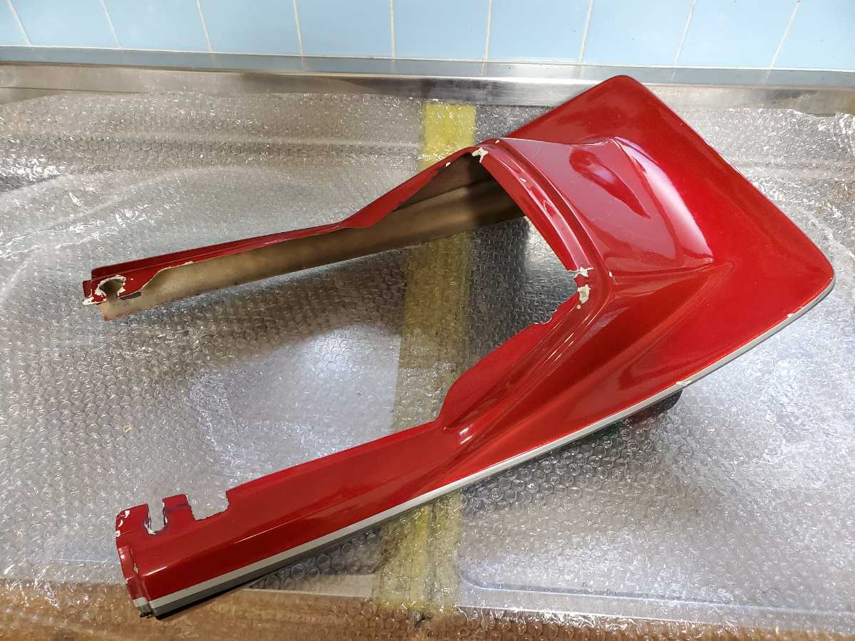 CBX400F CBX550F ハイマウントテールカウル 文字無 ビートタイプ