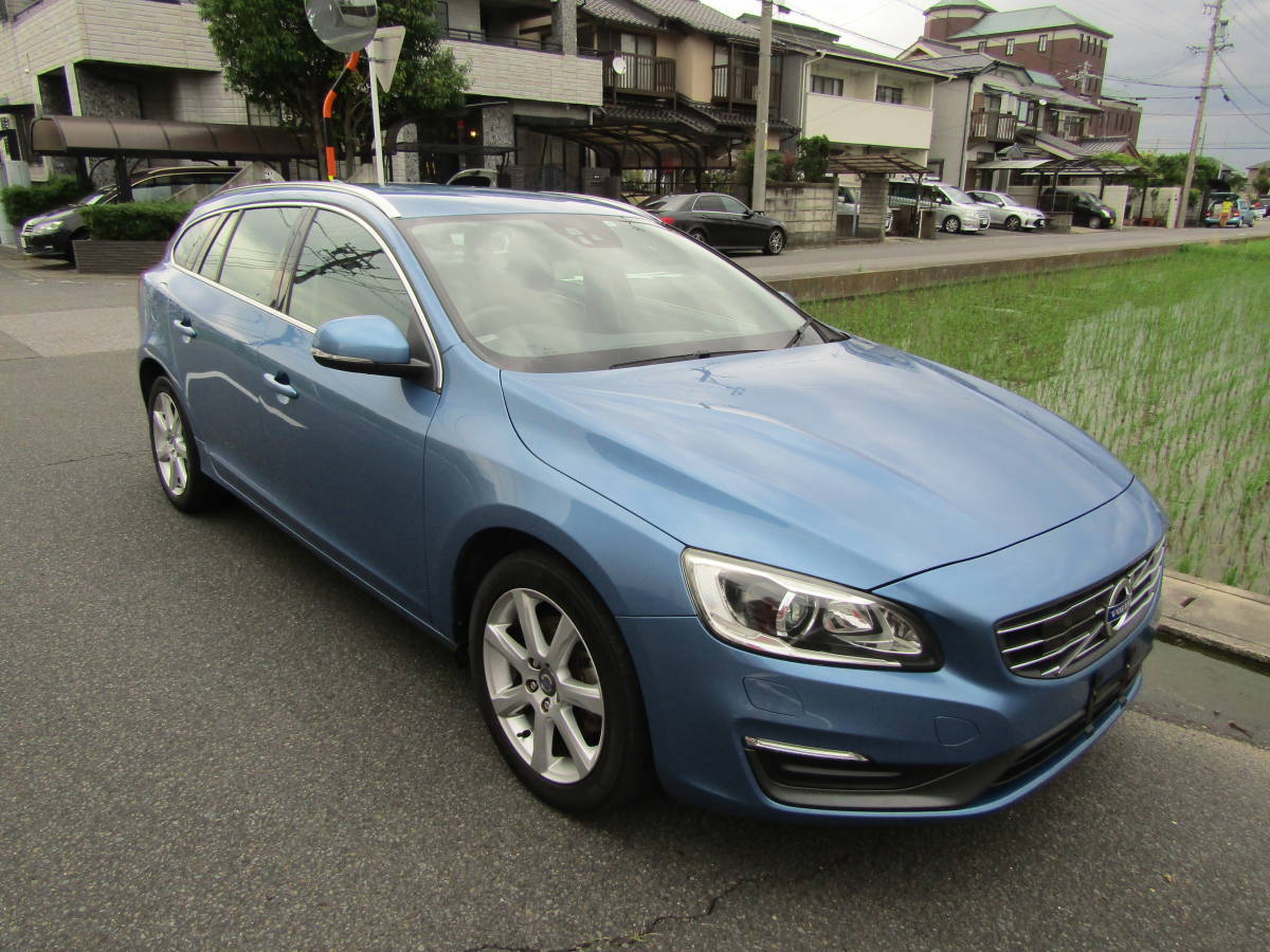 ボルボ V60 Rデザイン Tベル済 新車時より記録簿8枚