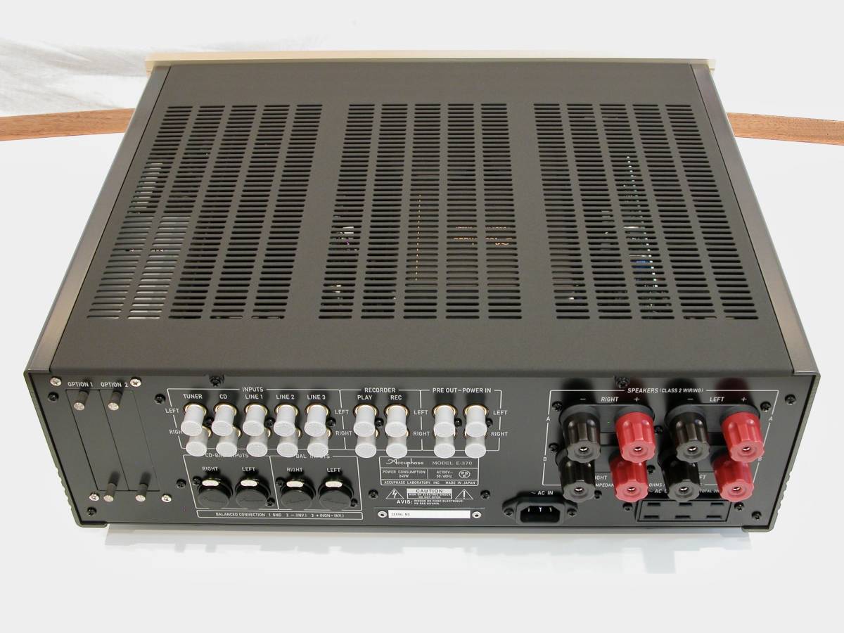 E-370 Accuphase プリメインアンプ アキュフェーズ 1*0様 元箱 美品