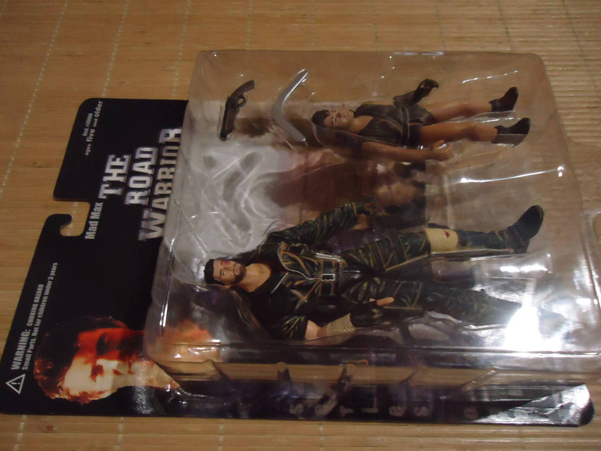 ●N2TOYS●MAD MAX THE ROAD WARRIOR マックス/ボーイ フィギュア/MAX WITH BOY Figure●未開封品●マッドマックス/メル・ギブソン_3