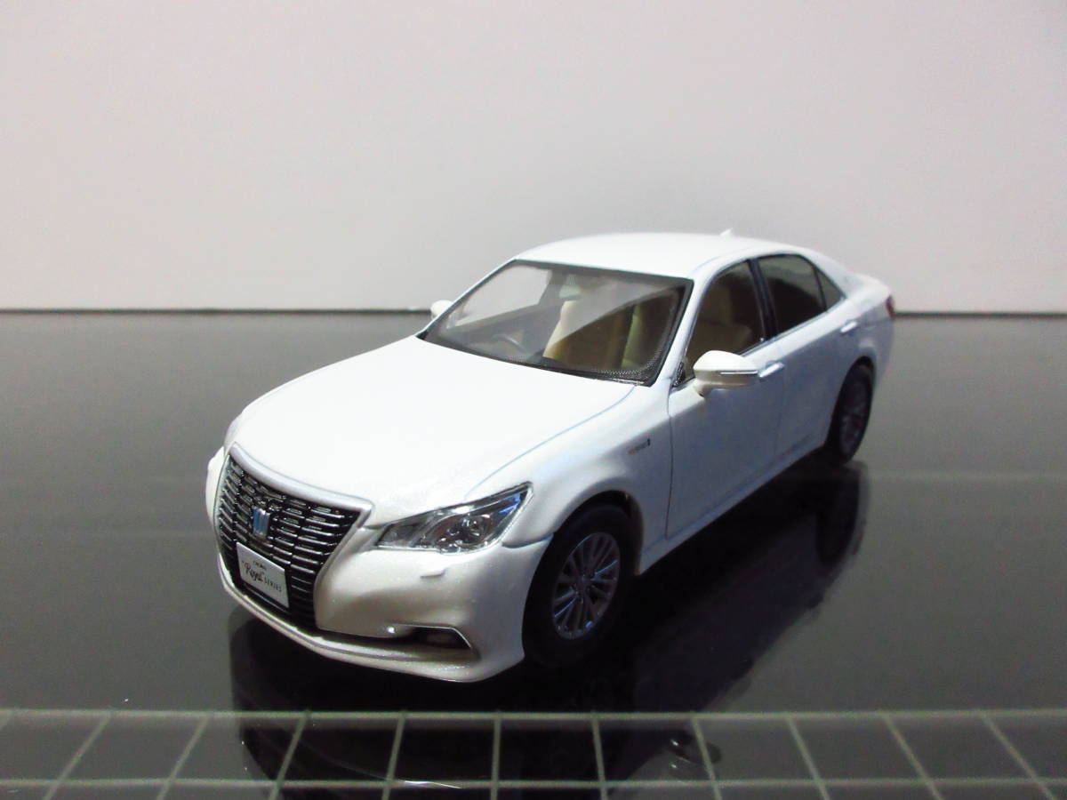 クラウン ロイヤルサルーン 210系 後期 カラーサンプル 1⁄30 非売品 1