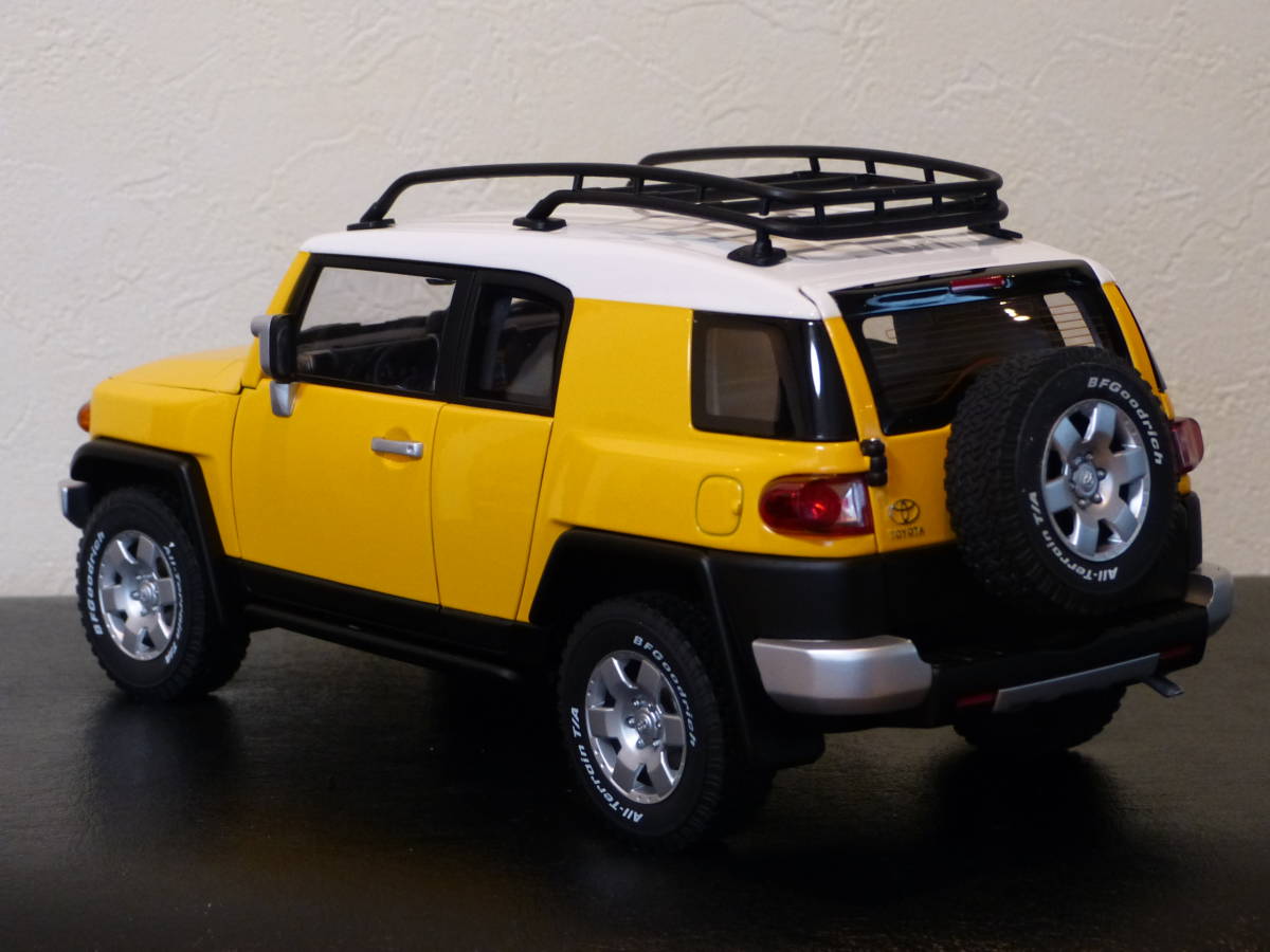 Cruiser FJ Land Toyota New Reveals ランドクルーザー“FJ”の取り扱い