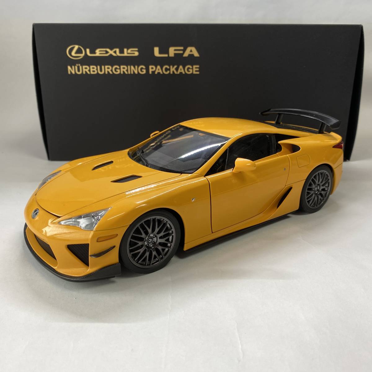 LEXUS LFA NURBURGRING PACKAGE MATTE AUTOart 1/18 LEXUS LFA