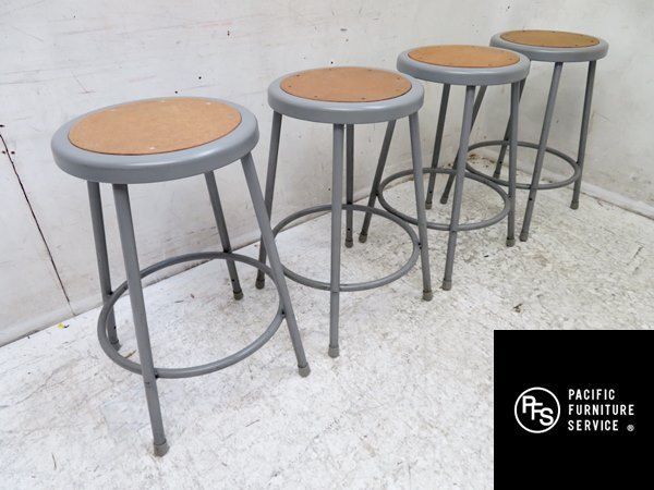 本物保証，高品質 G916 パシフィック ファニチャー サービス/P.F.S LAB STOOL NPS/National Public Seating/ インダストリアル 4脚セット(スツール)｜売買されたオークション情報、yahooの商品情報をアーカイブ公開 - オーク スツール