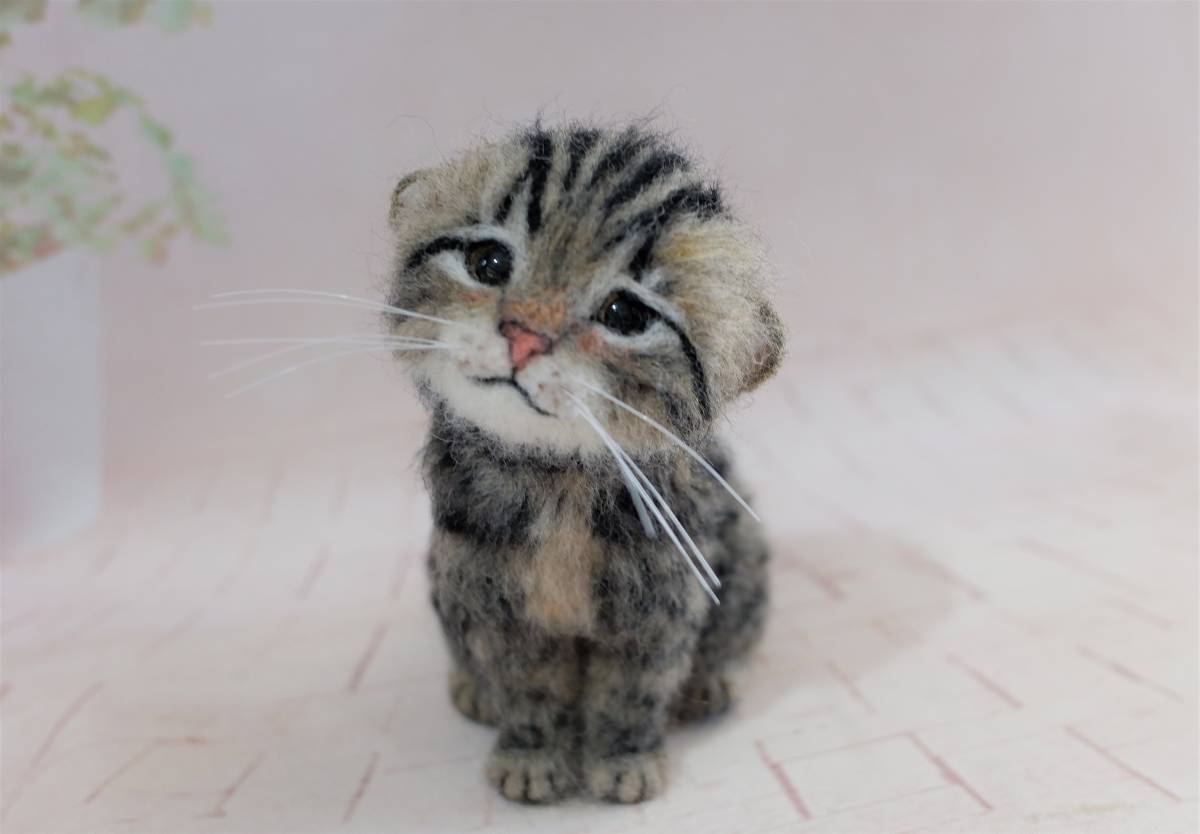 【爆買い，定番】 funwari 羊毛フェルト キジトラ 赤ちゃん猫 おすわりポーズ ハンドメイド(羊毛フェルト)｜売買されたオークション情報、yahooの商品情報をアーカイブ公開 - オークファン 羊毛フェルト