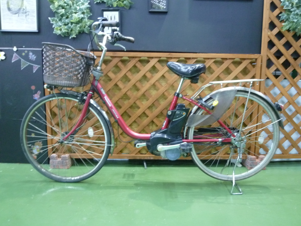 大阪府　Panasonic 電動アシスト自転車 シルバー 前カゴ付き 自転車 大阪府 パナソニック シルバー 電動アシスト自転車 前