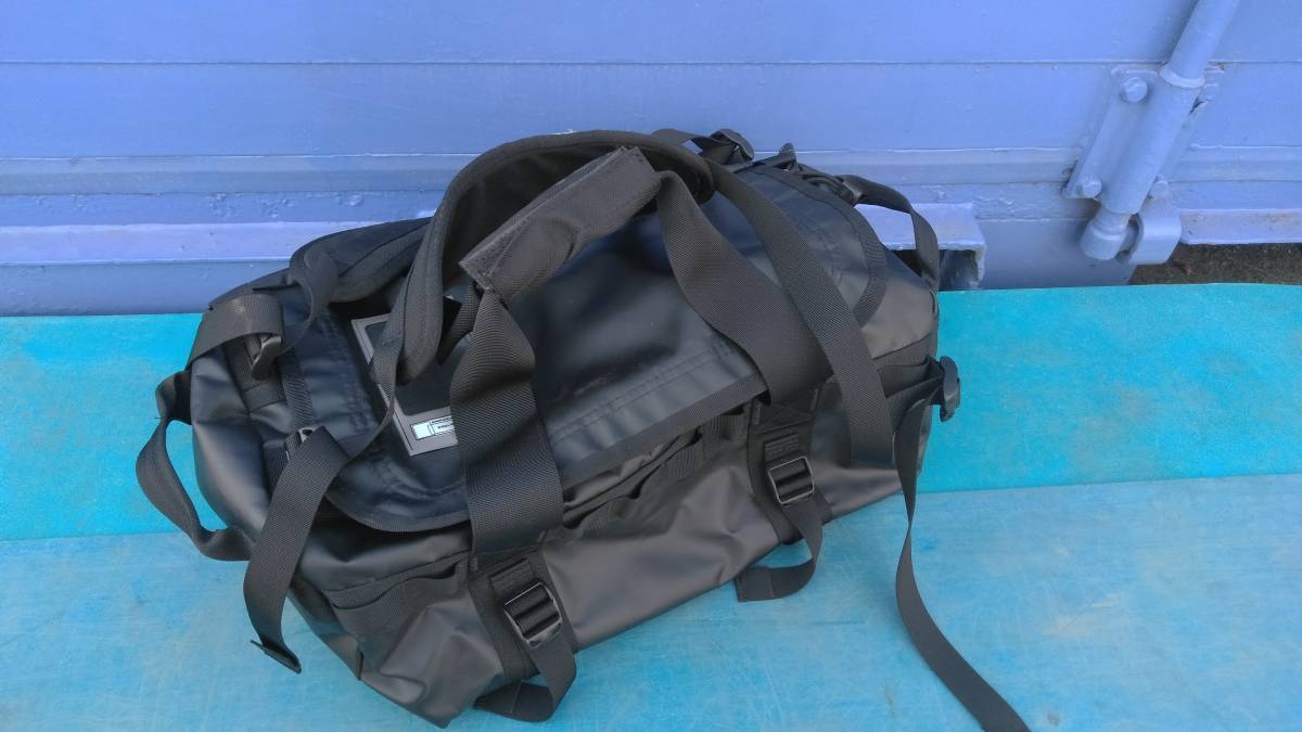 激安大特価，大得価 c100 THE NORTH FACE ザノースフェイス バック PC023073 縦 約25㎝ 横 約43㎝(ザ・ノース・フェイス)｜売買されたオークション情報、yahooの商品情報をアーカイブ公開 - オークファン ザ・ノース・フェイス