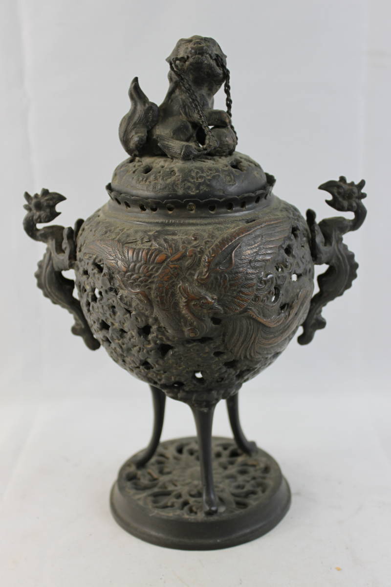 オンラインストア入荷 【胡】時代 銅製 香炉 雲に麒麟鳥図 獅子摘み 三