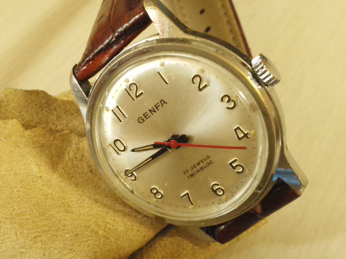 TUDORヴィンテージ感がたまらなくかっこいい1本 時計専門店 白文字盤 