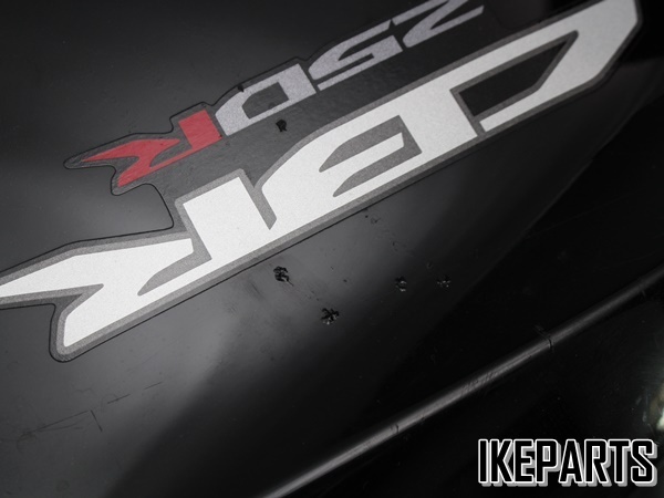 CBR250R MC41 前期 純正 サイドカウル ミドルカウル 片側 「塗装浮き・ツメ折れ有」 A108J0236 mc41 2026年最新Yahoo!オークション CBR250R カーボン調 左右 ミドルカウル\u2044サイドアンダー