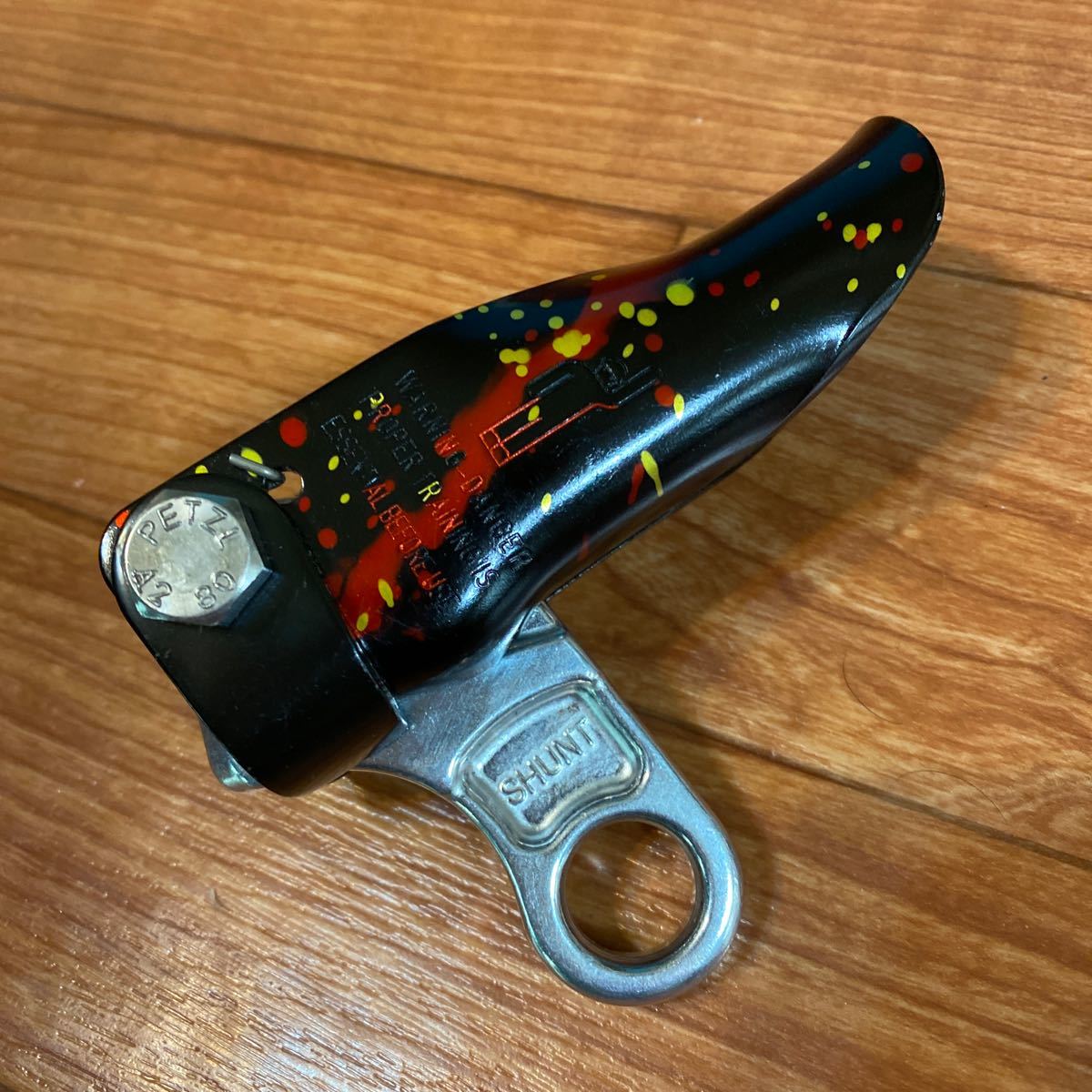 低価，品質保証 PETZL SHUNT ペツル シャント(ロッククライミング)｜売買されたオークション情報、yahooの商品情報をアーカイブ公開 - オークファン ロッククライミング