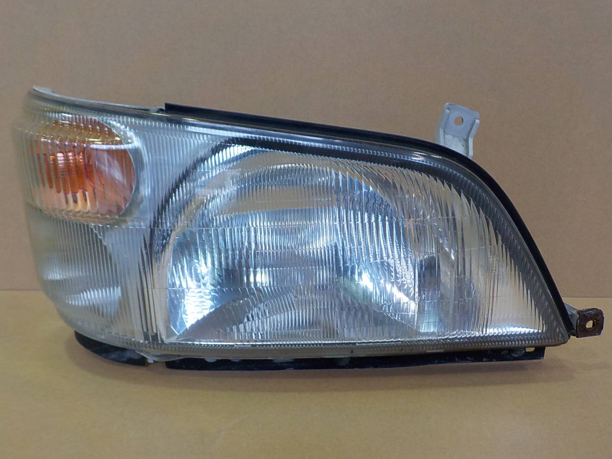 デュトロ トヨタ 日野 ダイナ ヘッドライト 純正 左 LH XZU600 