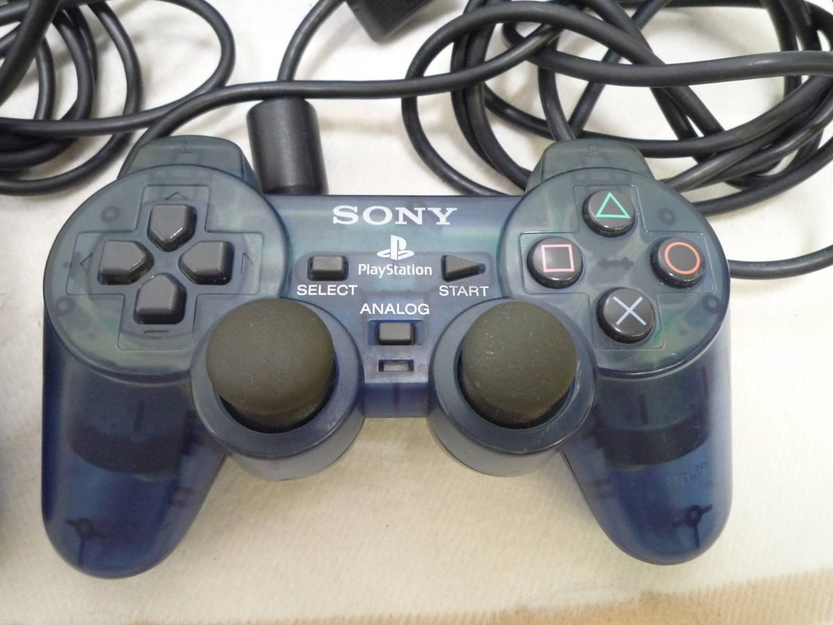 SALE，HOT 【ジャンク品 PS2 本体3台 コントローラー3個 カセット4個
