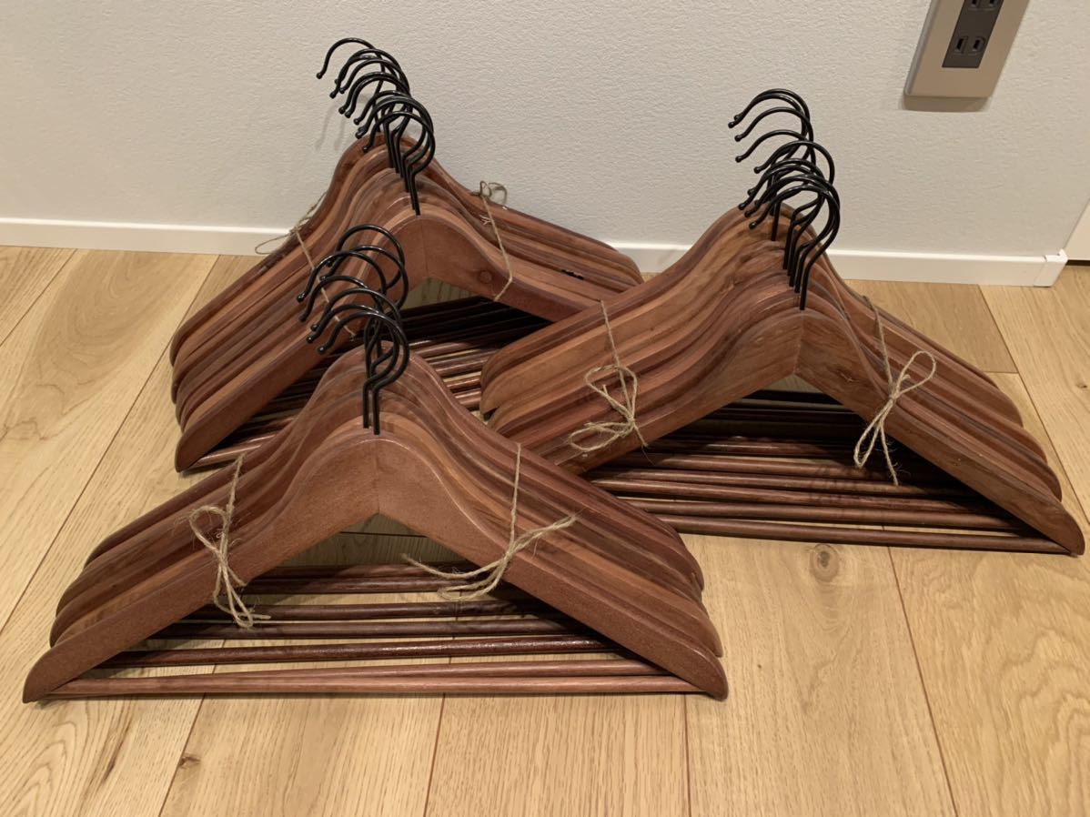 47本set 木製ハンガー イケア Ikea 収納 オシャレハンガー ウッド Wood 一般 売買されたオークション情報 Yahooの商品情報をアーカイブ公開 オークファン Aucfan Com