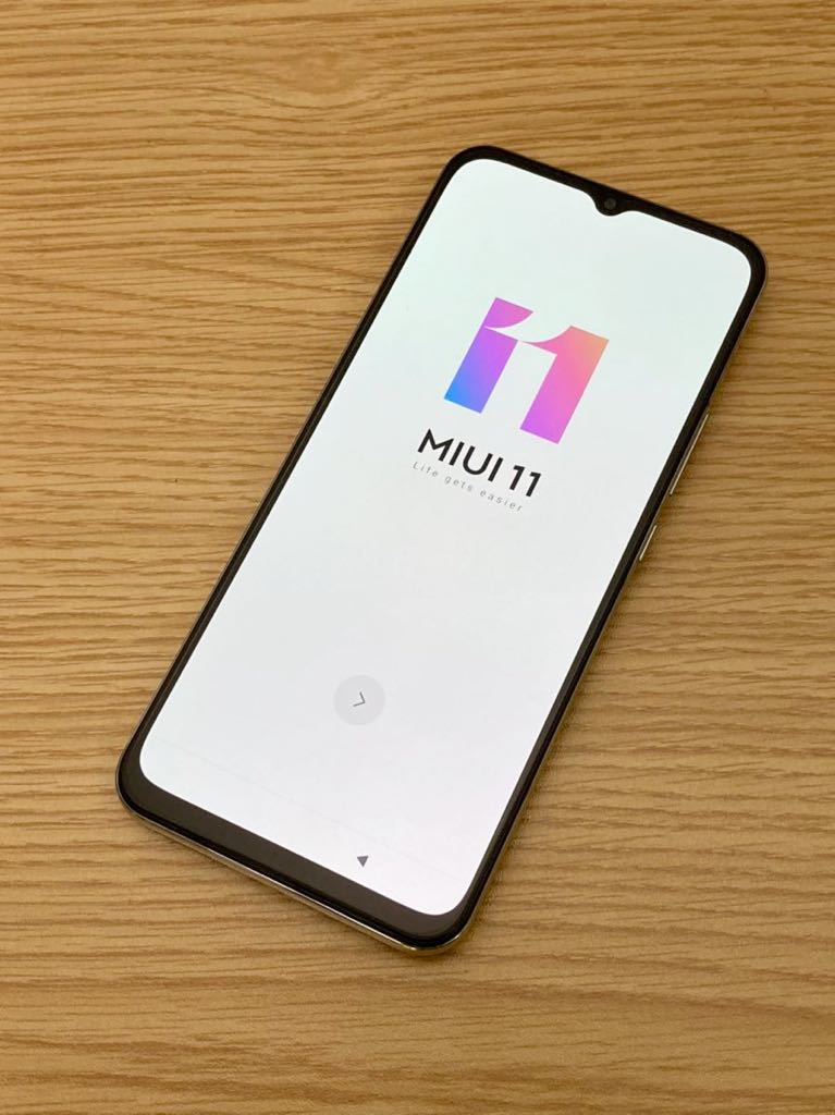 Xiaomi Mi 10 Lite 5G XIG01 au [ドリーム ホワイト] 価格比較