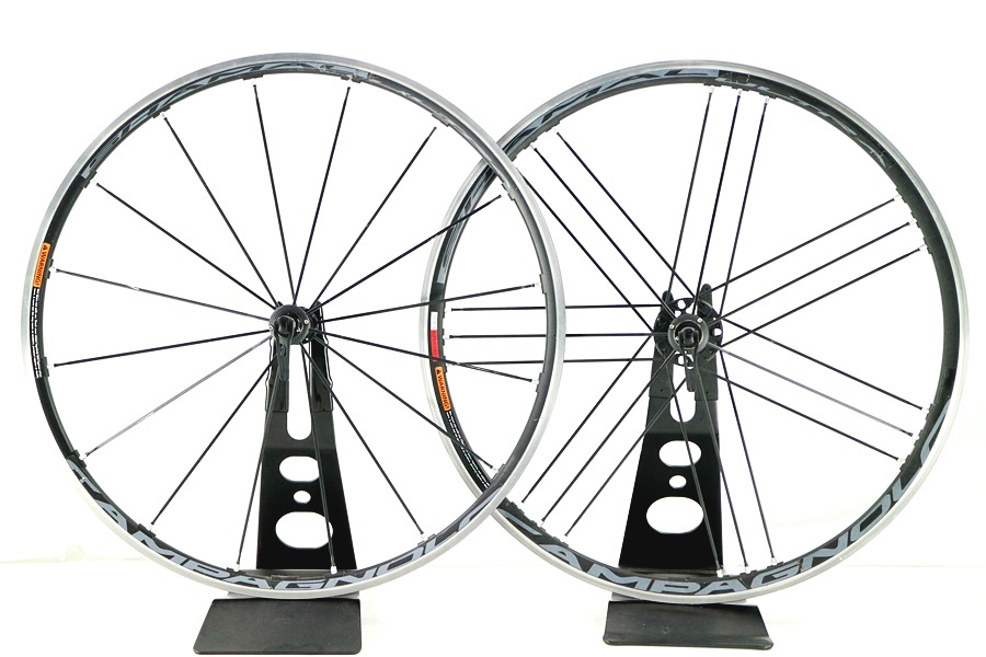 【セール，本物保証】 カンパニョーロ CAMPAGNOLO シャマルウルトラ SHAMAL ULTRA ホイールセット シマノフリー 8-10S クリンチャー USB(27インチ、700C)｜売買されたオークション情報、yahooの商品情報をアーカイブ公開 - オ ホイール（完組、手組）