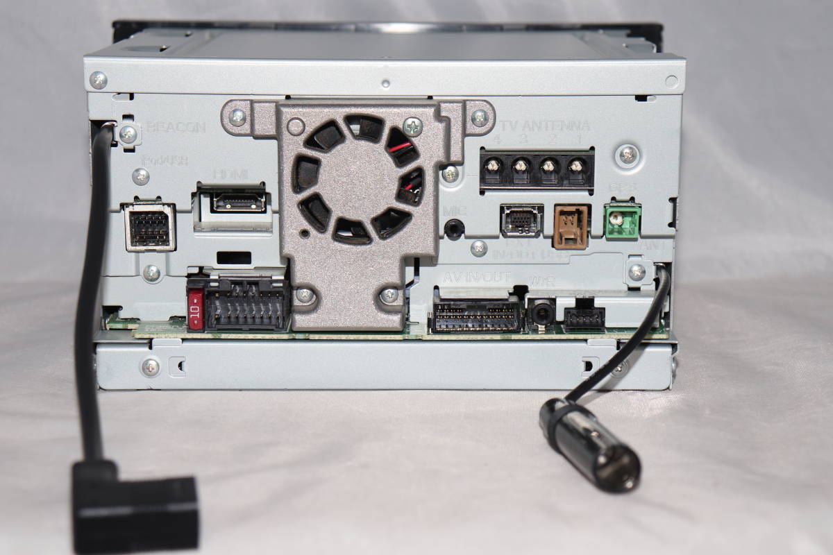 カロッツェリア 7V型、HDDナビ、フルセグ (AVIC-ZH0077、サイバーナビ