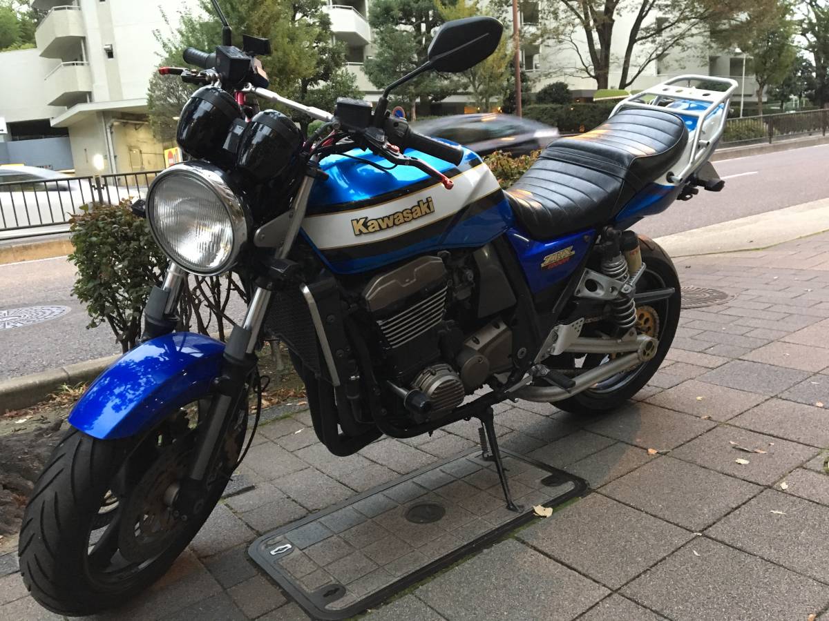 Kawasaki ZRX1200R 青カラー（車検なし）