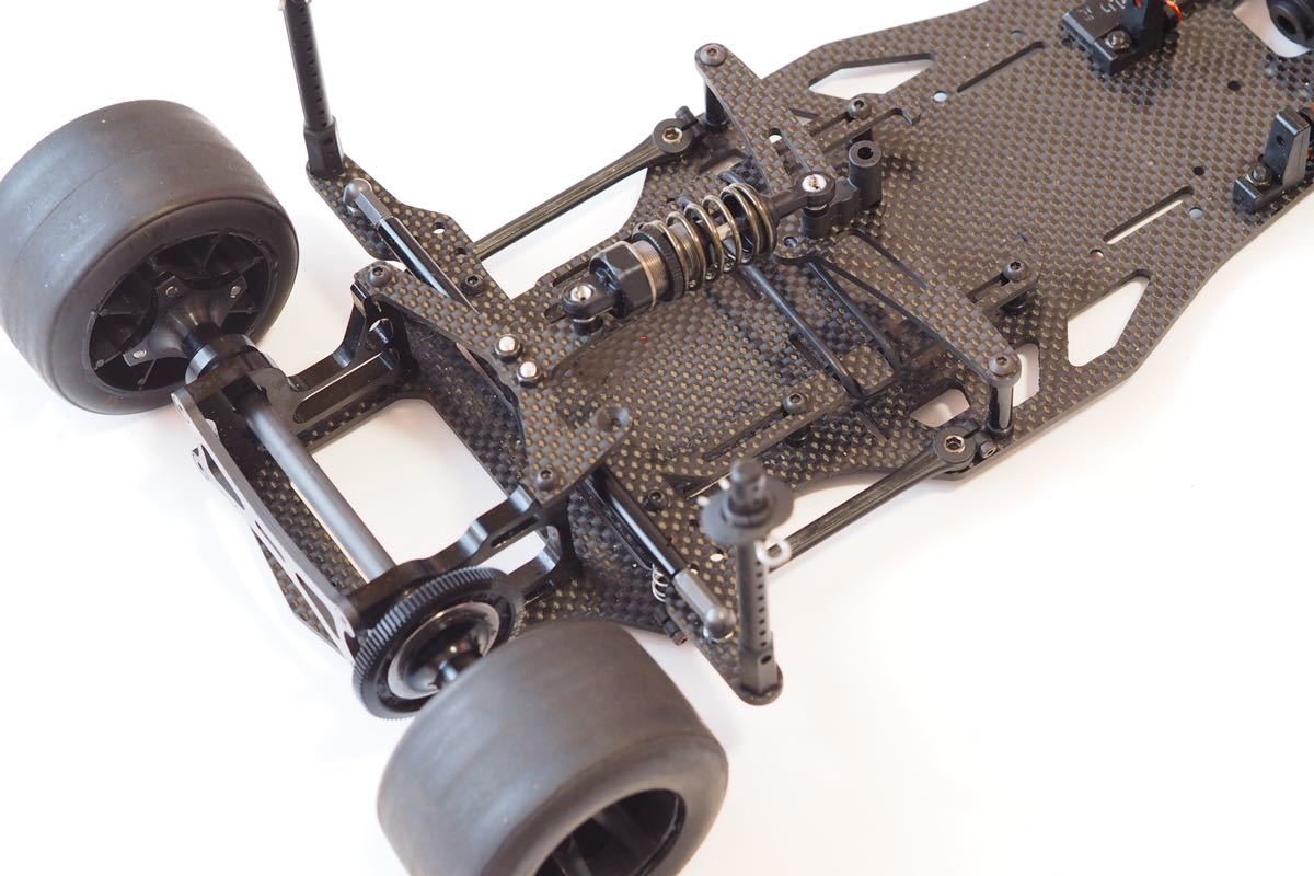 1⁄10 GP 4WD ツーリングカー 組立キット V-One R4 Evo.3 [33217 1⁄10 GP 4WD ツーリングカー 組立キット V-One R4 Evo.3 [33217