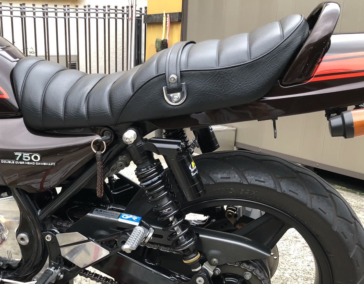 ゼファー750 純正シート タックロール張替え ゼファー[ZEPHYR]750