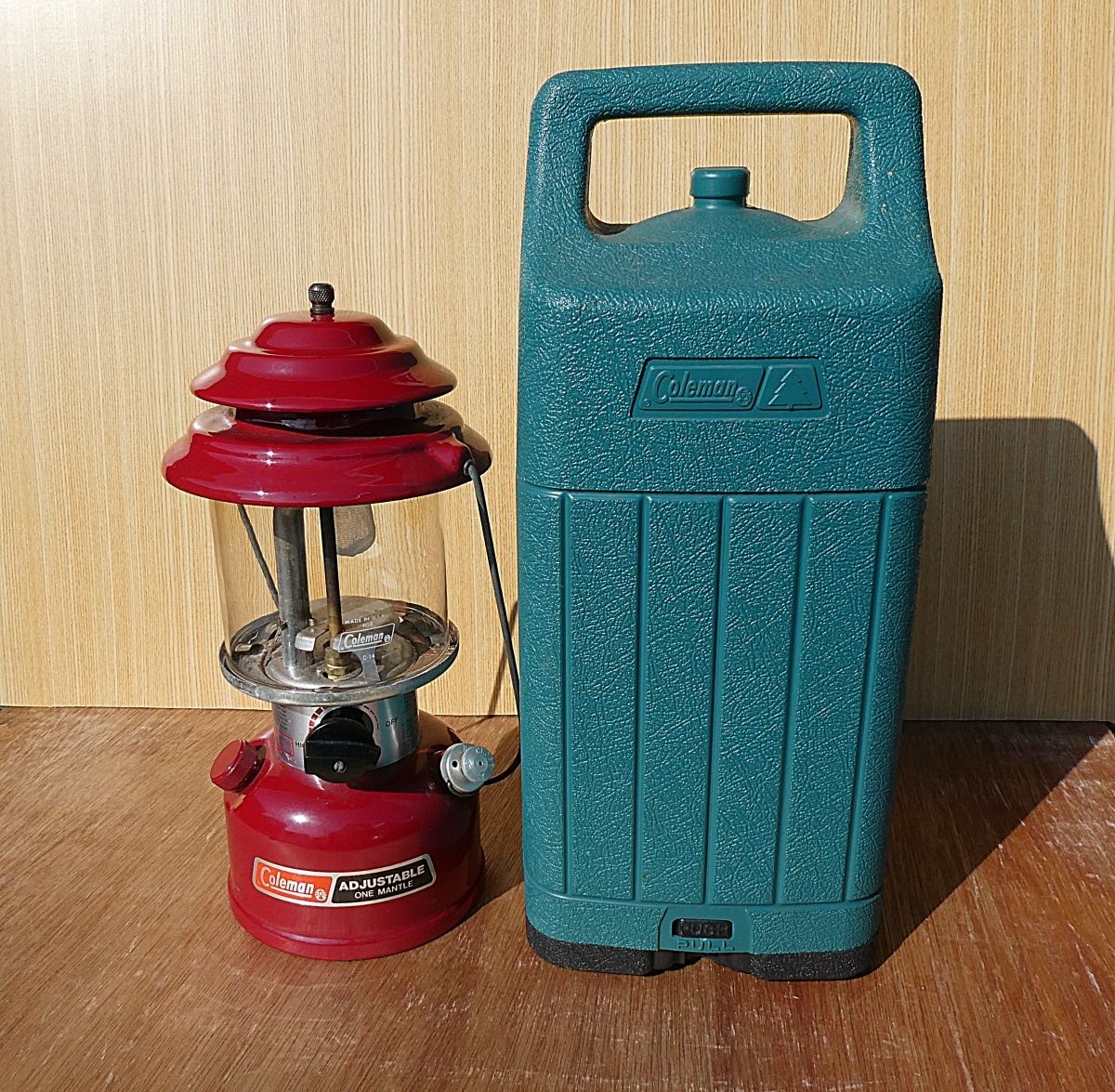 新品，最新作 Coleman ランタン 286A703 made in USA(ホワイトガソリンランタン)｜売買されたオークション情報、yahooの商品情報をアーカイブ公開 - オークファン ホワイトガソリンランタン